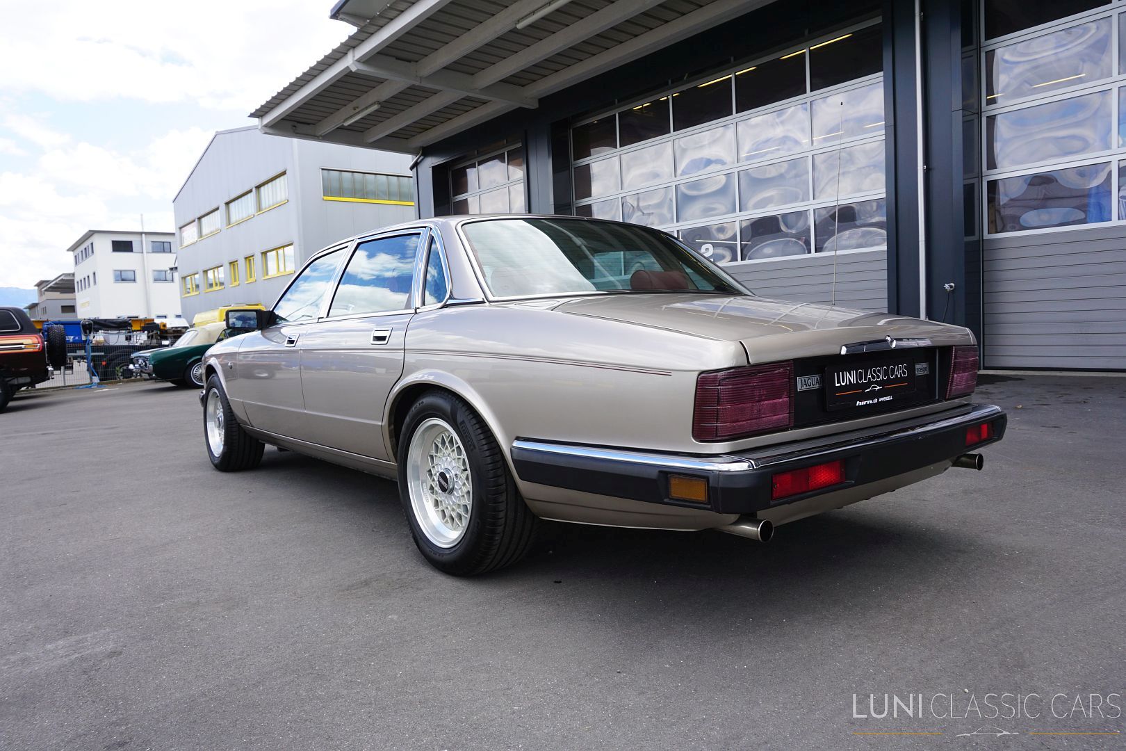 Jaguar XJ40 Sovereign 3.6