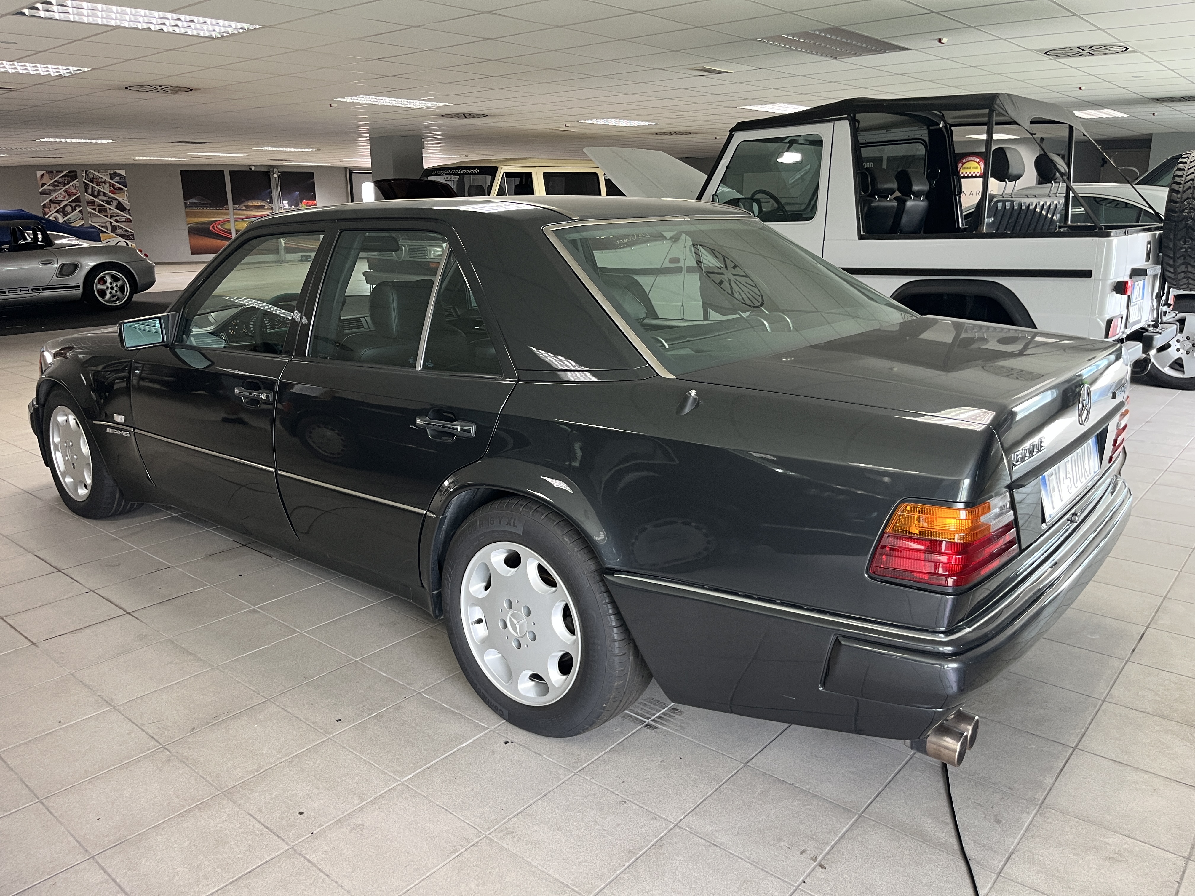 Mercedes Benz E 500