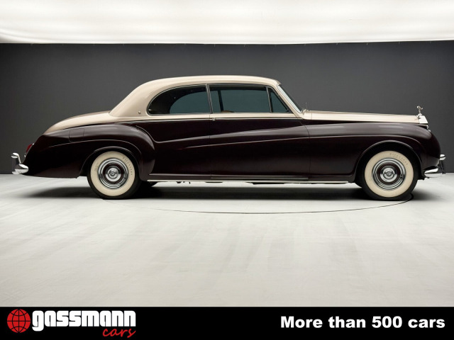 Rolls Royce Phantom V Saloon Coupe, by James Young Matching 