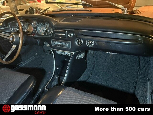 Andere 602 2600 V8 Coupe 