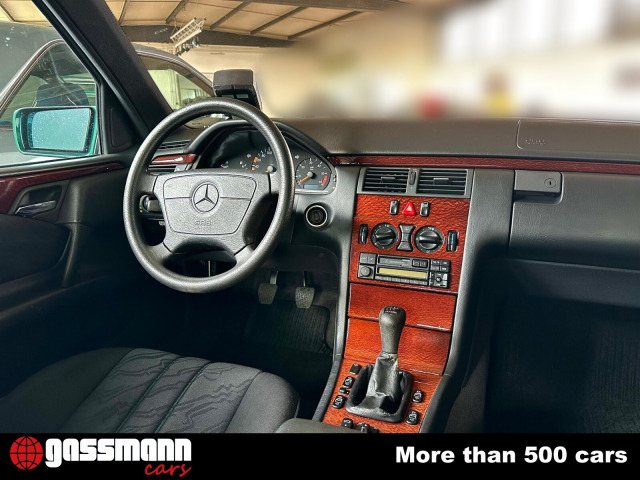 Mercedes Benz E 220 Diesel - W210 