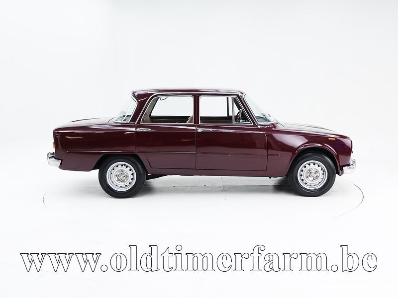 Alfa Romeo Giulia Super 1300 \'72 