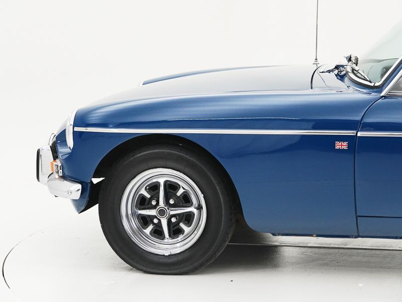 MG B GT \'73 