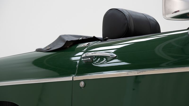 MG B roadster + overdrive \'78 