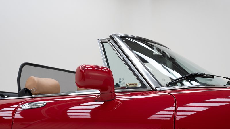 Alfa Romeo 2000 Spider 4 \'91 