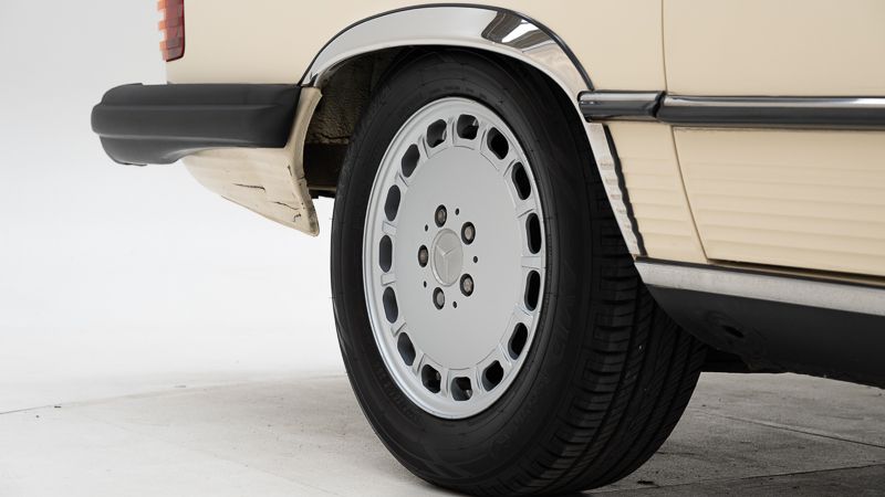 Mercedes Benz 560 SL \'86 