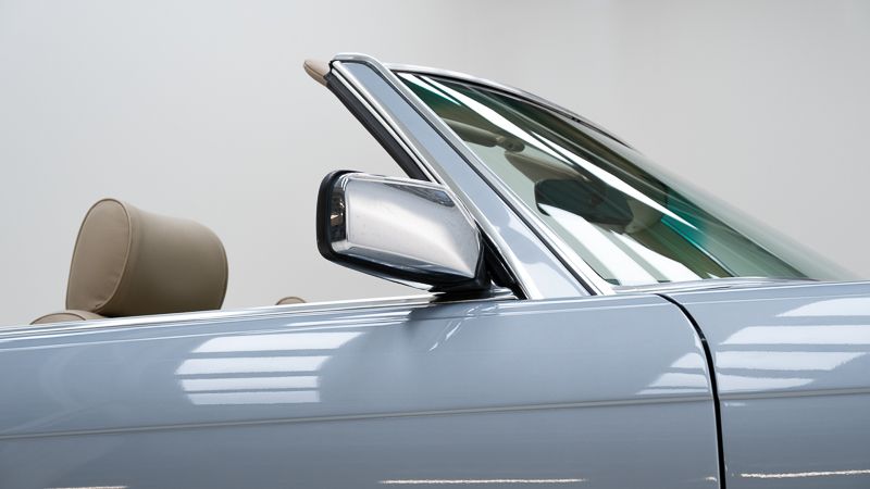Mercedes Benz 380 SL + hardtop \'82 