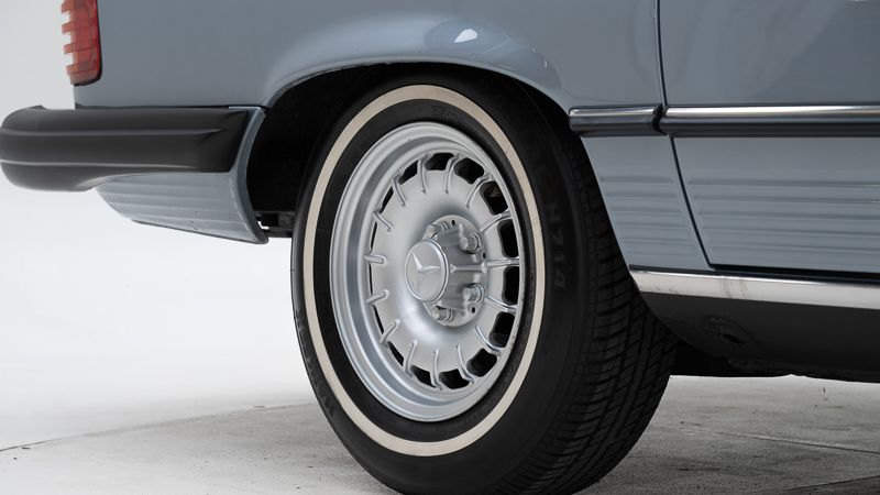 Mercedes Benz 380 SL + hardtop \'82 