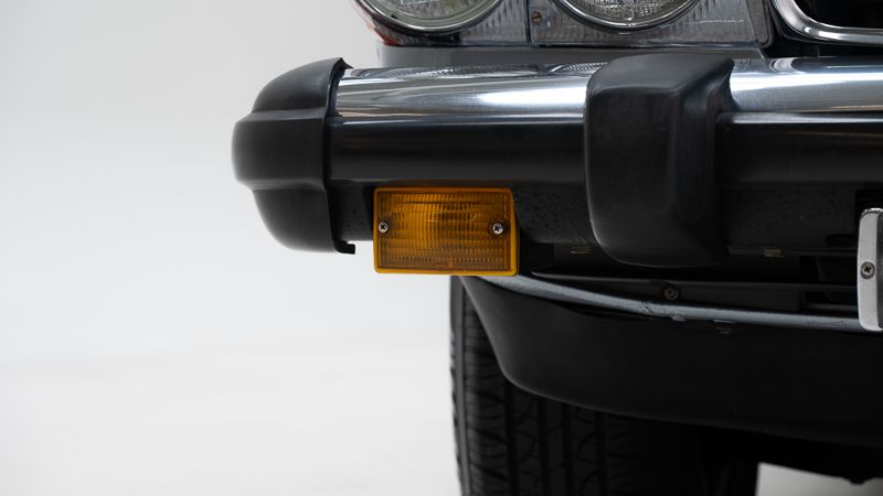 Mercedes Benz 380 SL + hardtop \'82 