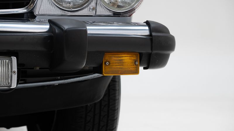 Mercedes Benz 380 SL + hardtop \'82 