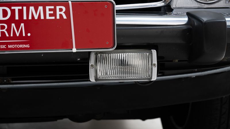 Mercedes Benz 380 SL + hardtop \'82 