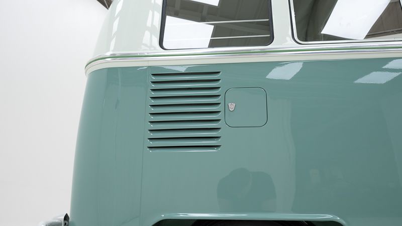 Volkswagen T1 Kombi 21 Windows \'64 