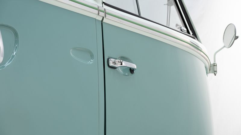 Volkswagen T1 Kombi 21 Windows \'64 