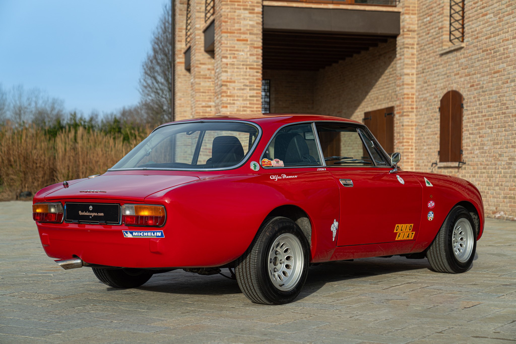 Alfa Romeo GT 2000 VELOCE replica \"GTAM\" 