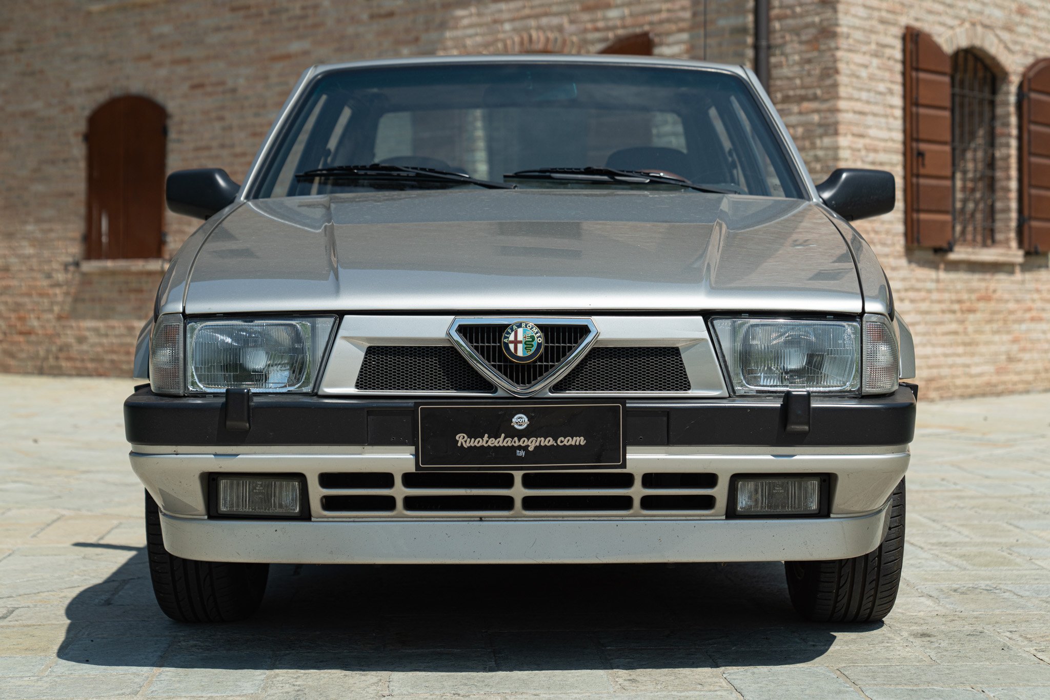 Alfa Romeo 75 2.0 