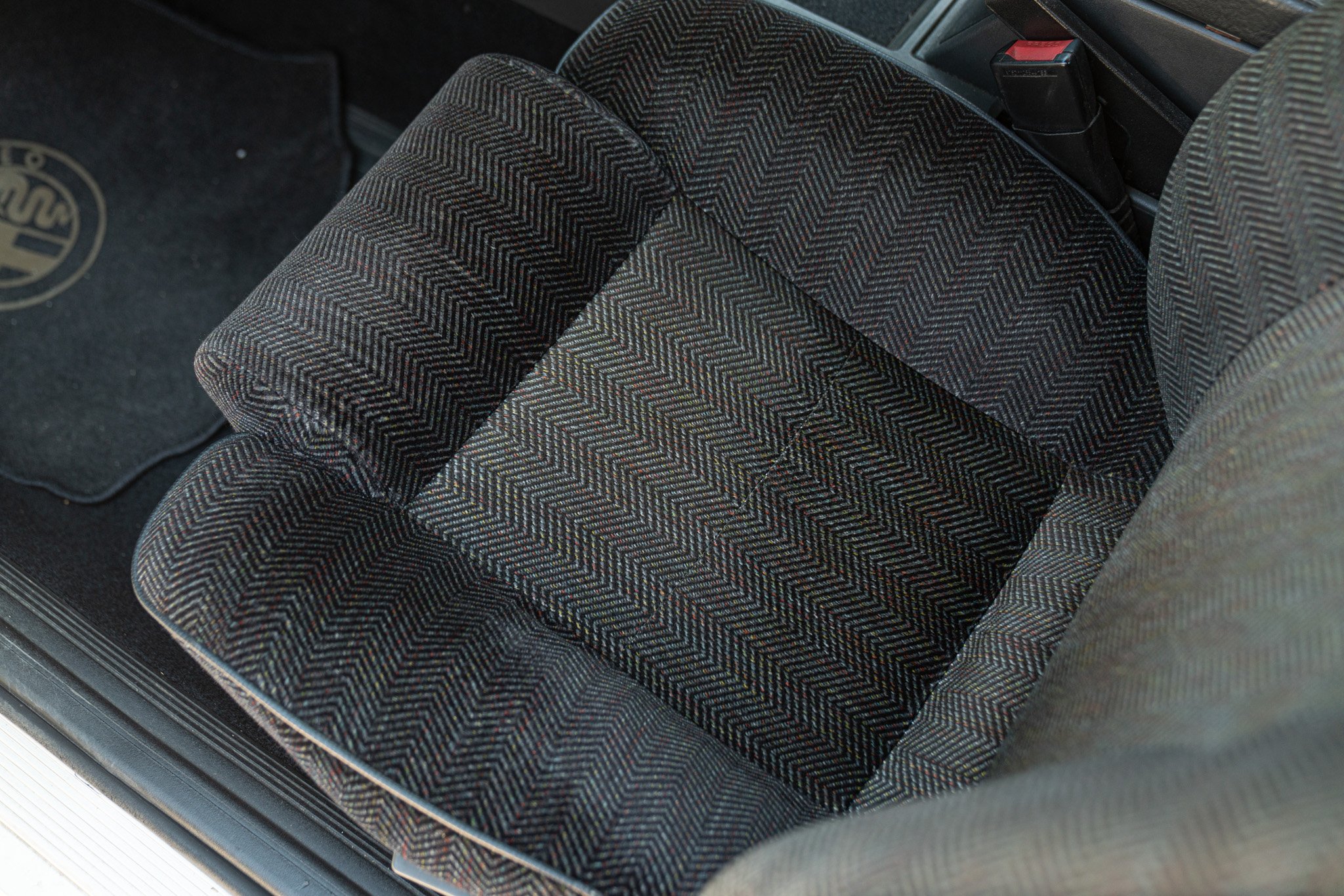 Alfa Romeo 75 2.0 