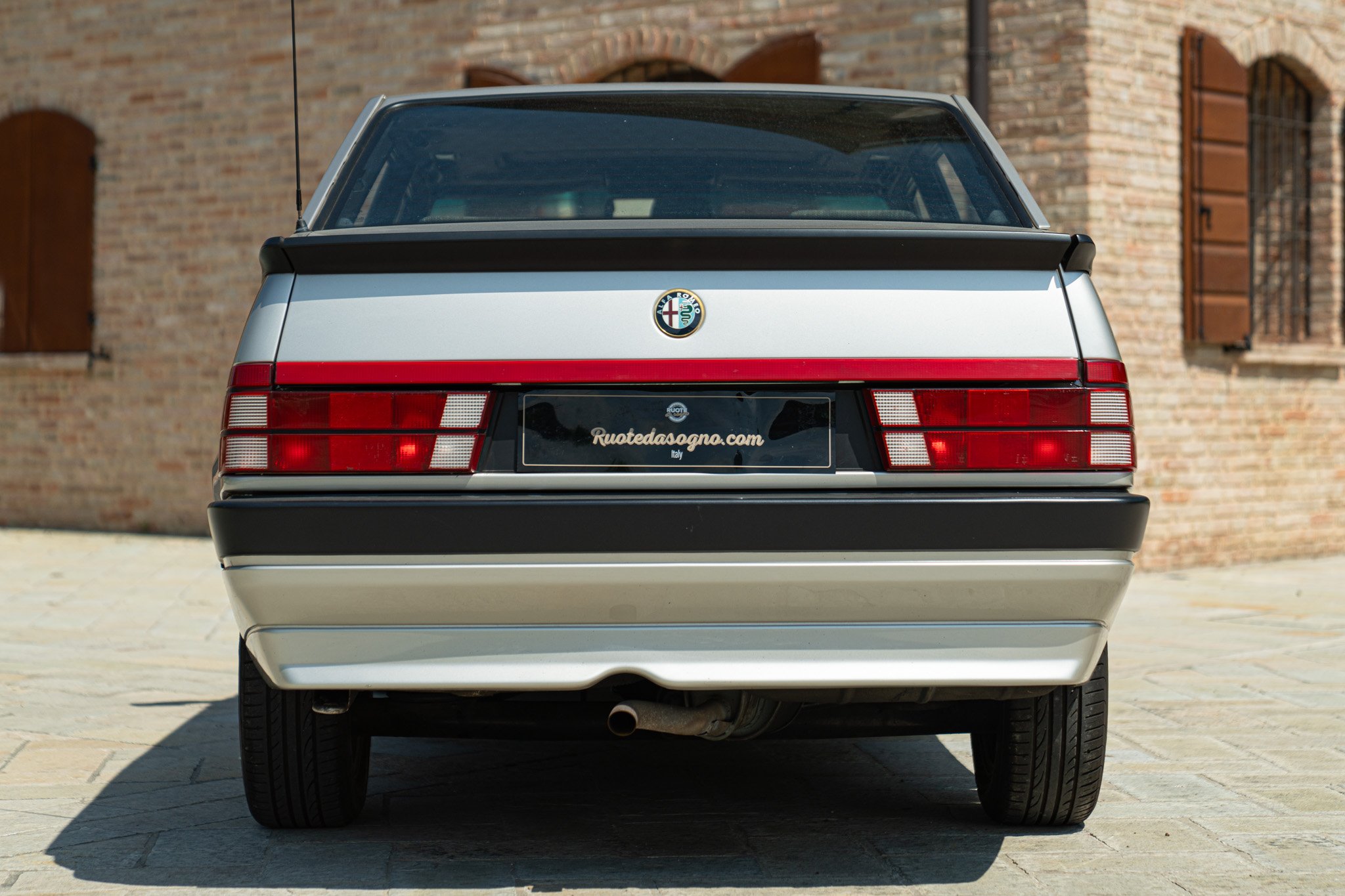 Alfa Romeo 75 2.0 