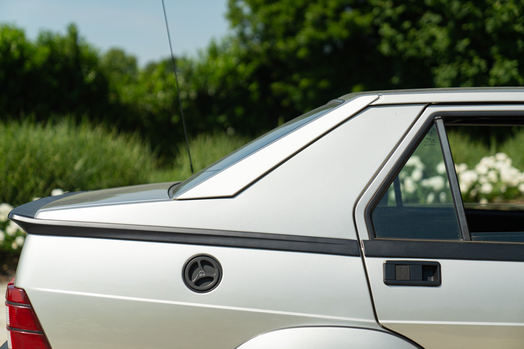 Alfa Romeo 75 2.0 