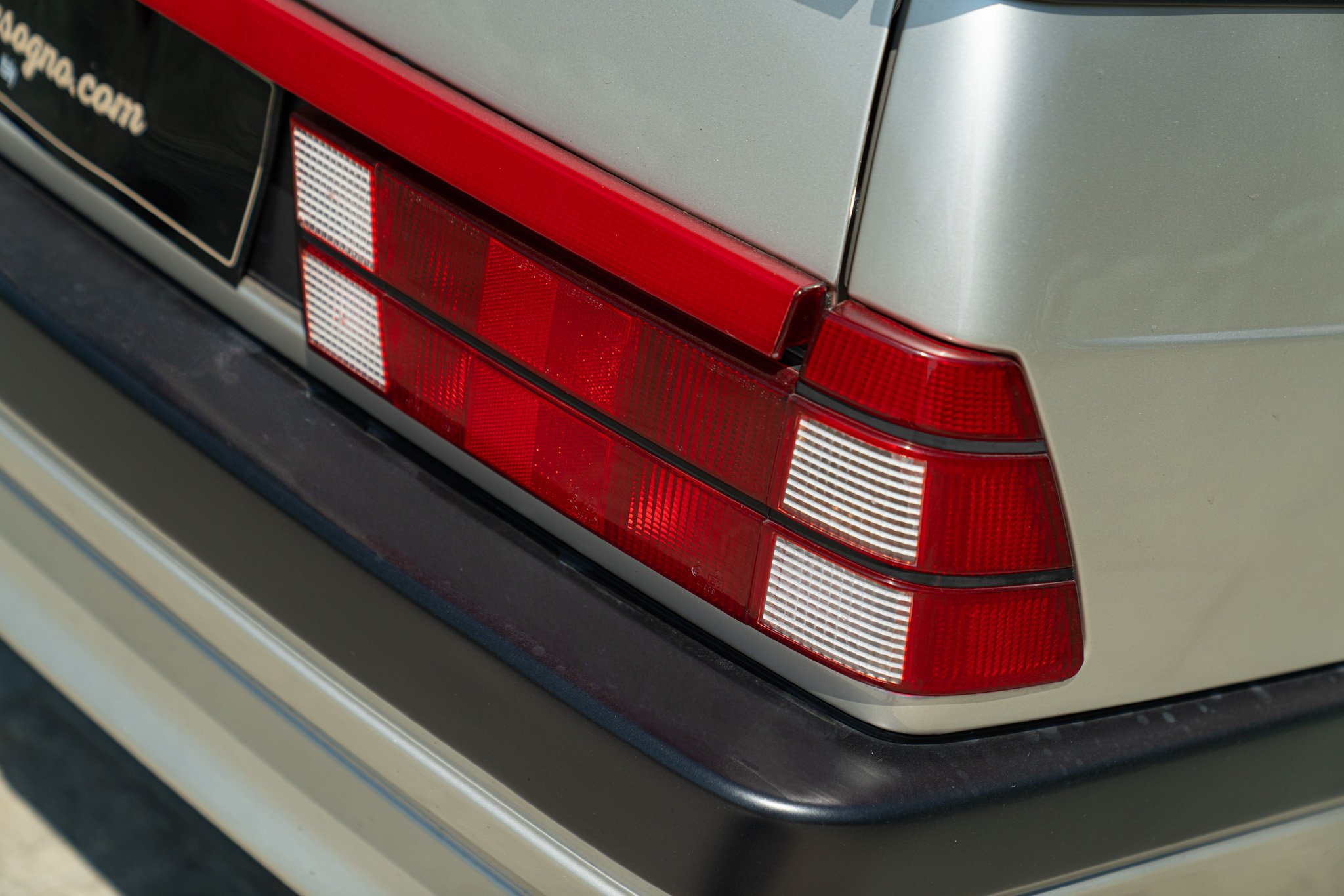 Alfa Romeo 75 2.0 
