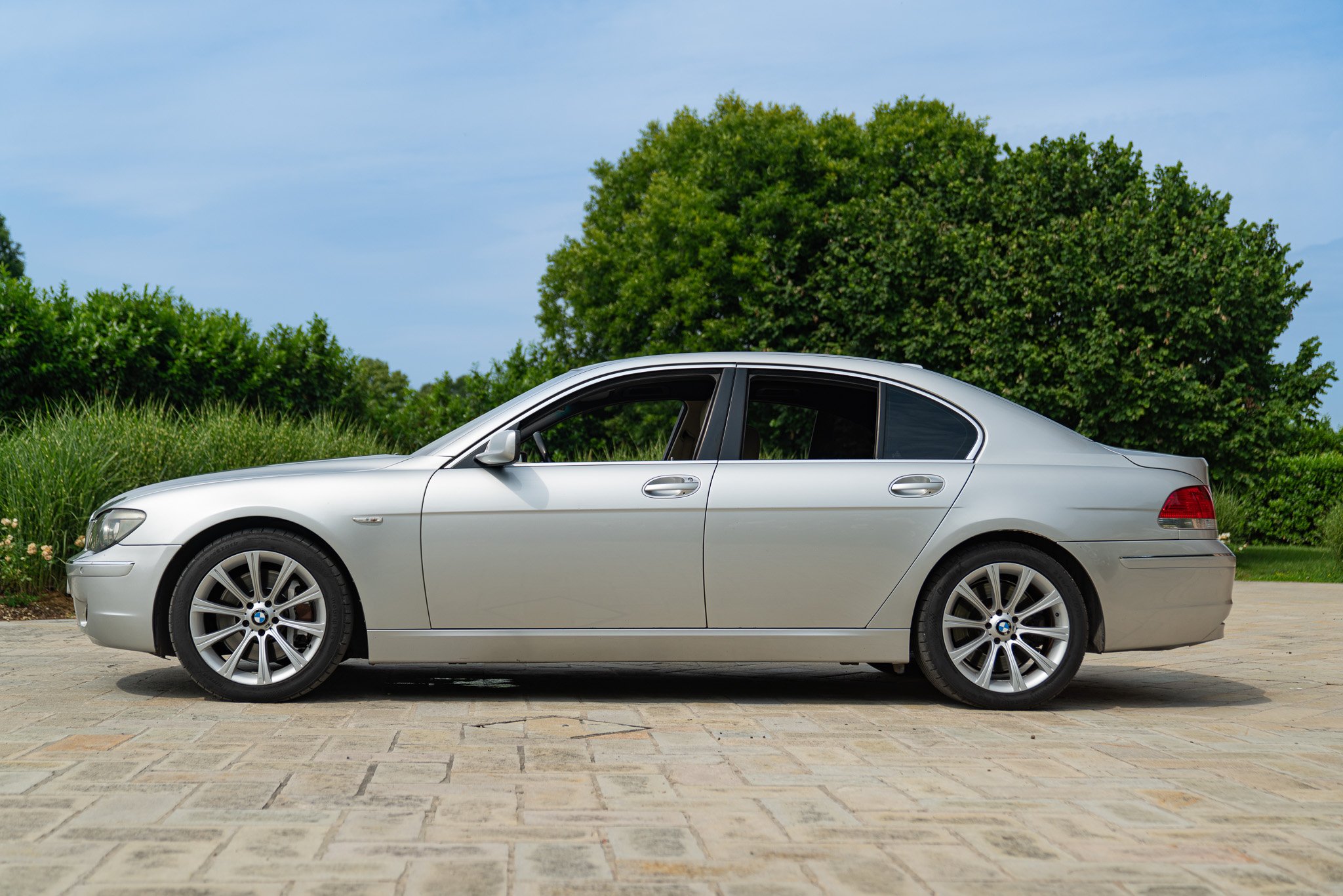BMW 745 D 