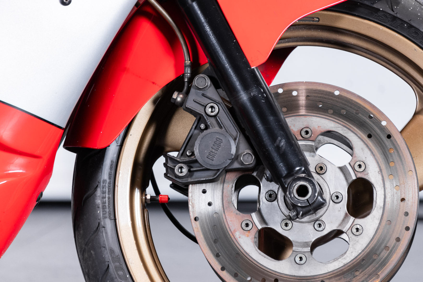 Ducati 750 Sport 