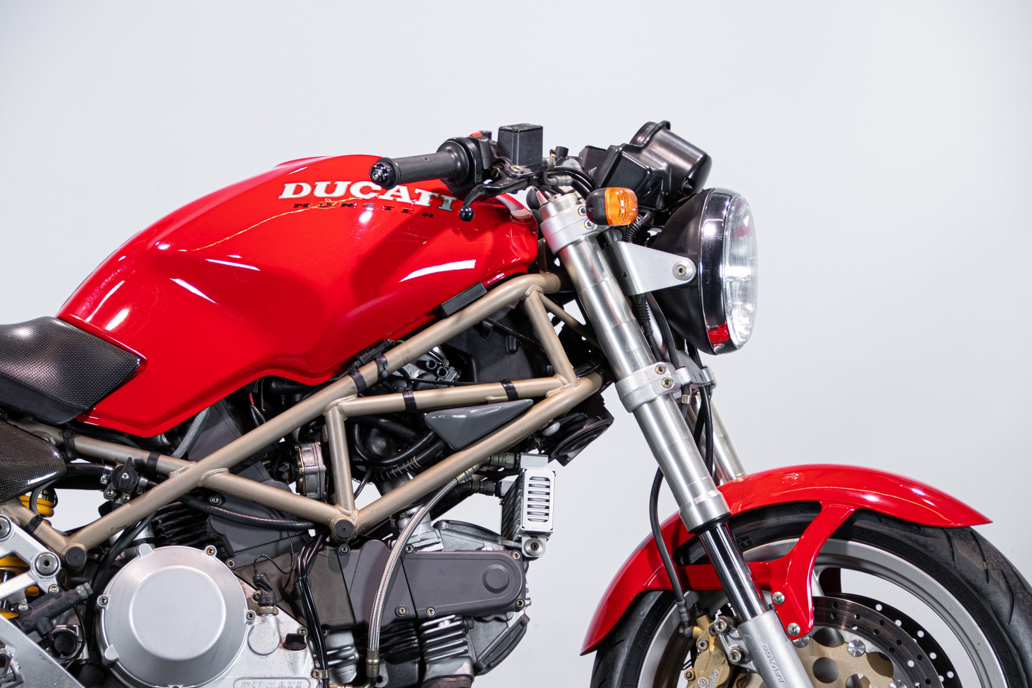 Ducati MONSTER 900 