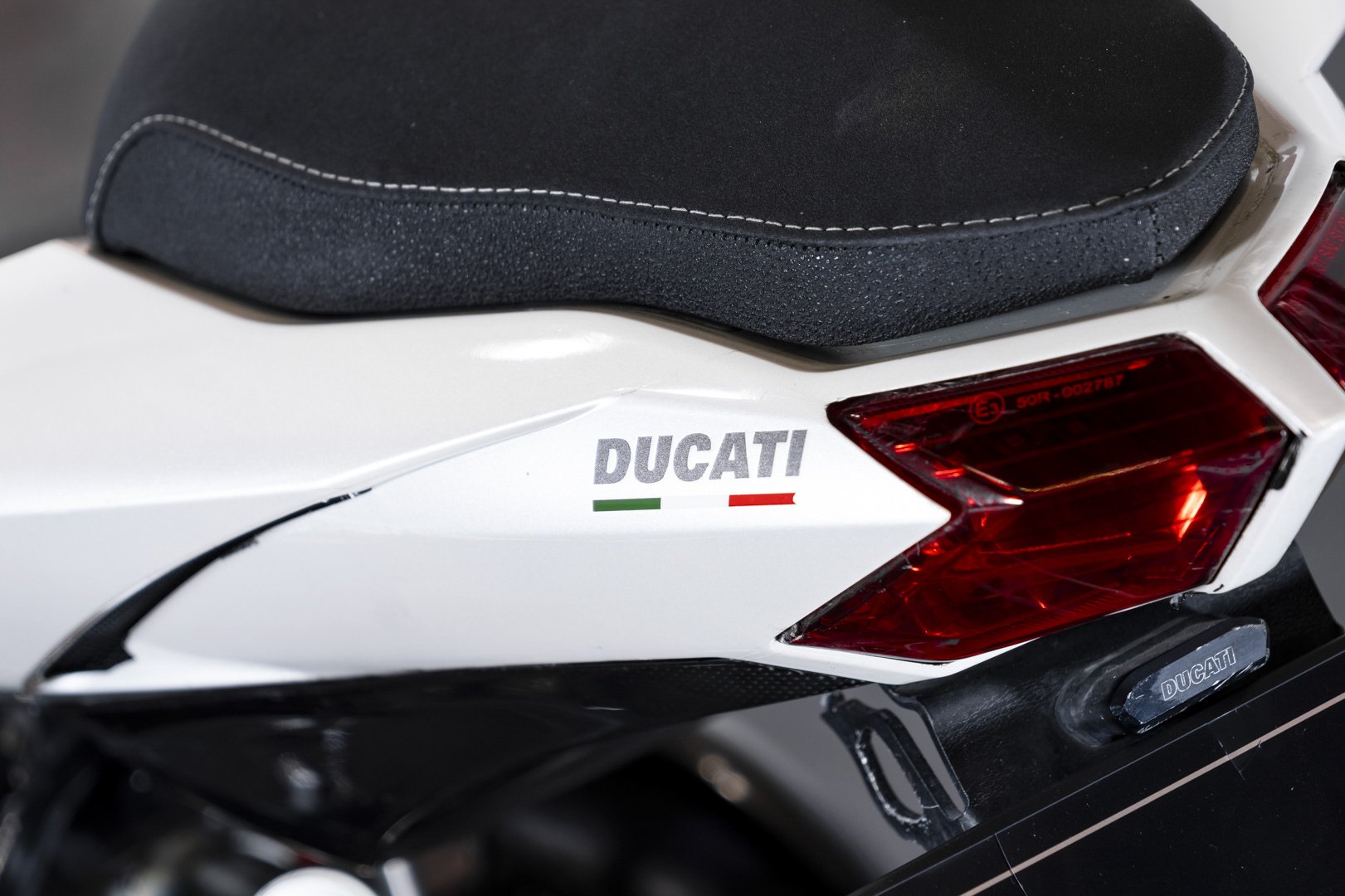 Ducati STREETFIGHTER 