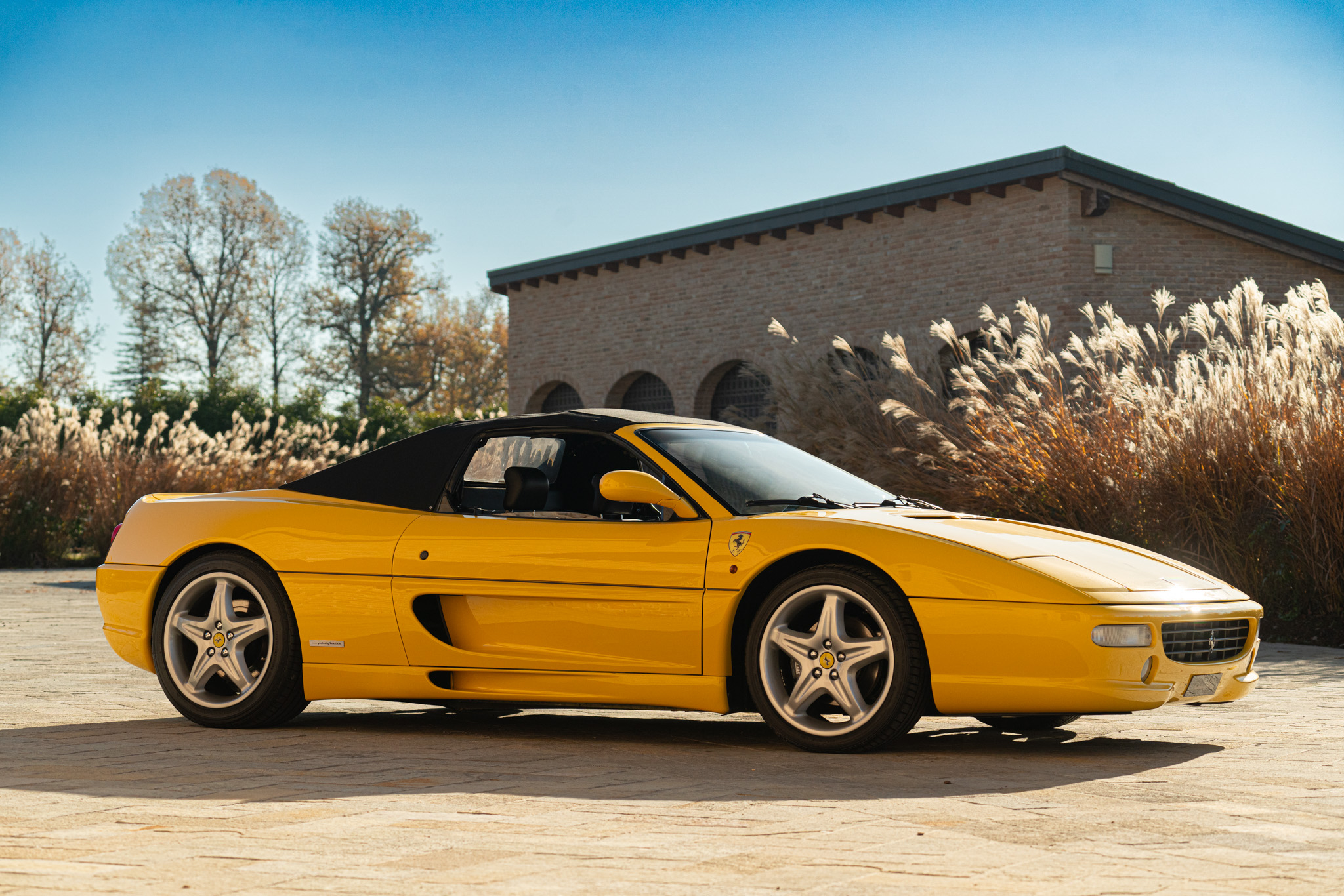 Ferrari F355 F1 SPIDER 