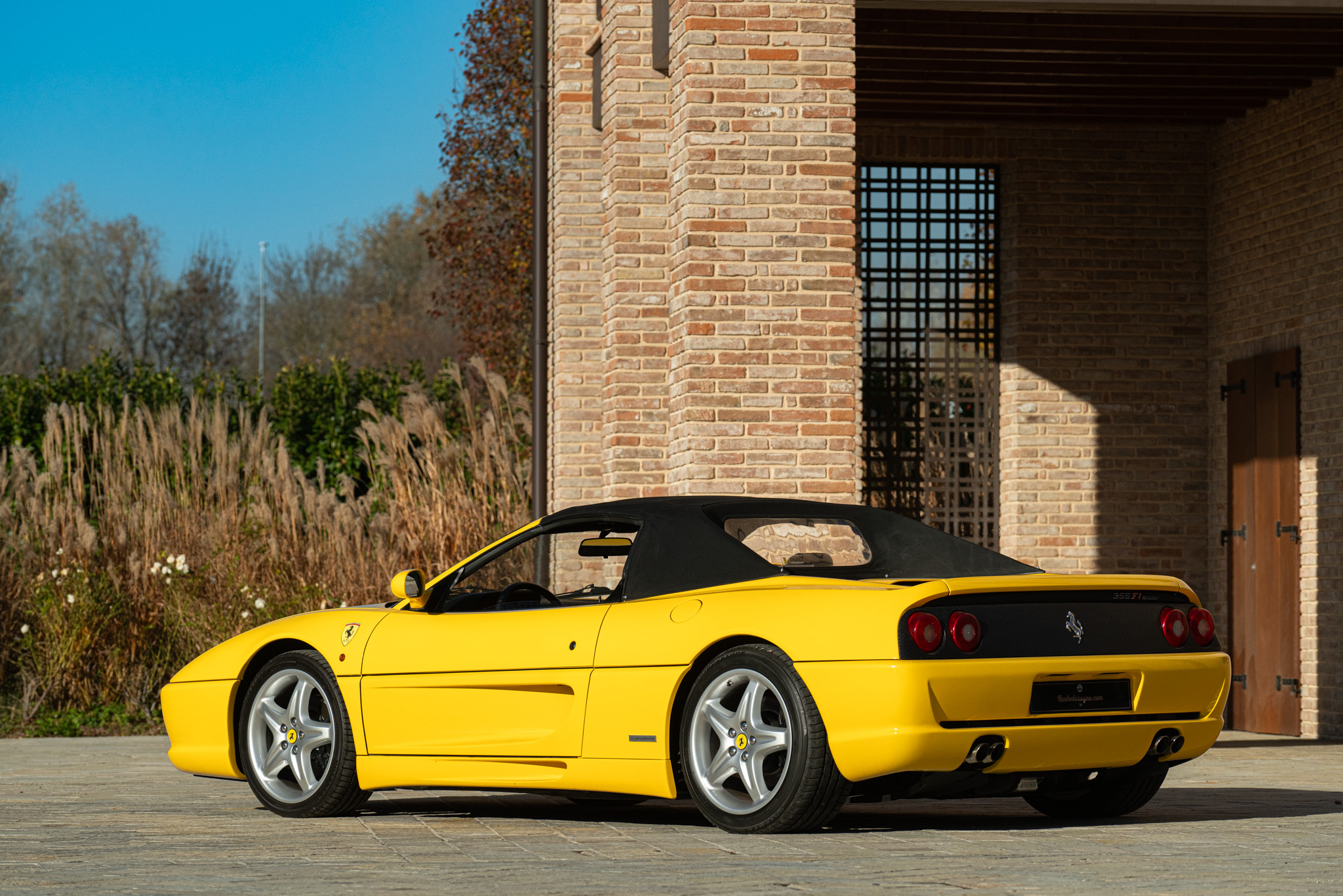 Ferrari F355 F1 SPIDER 