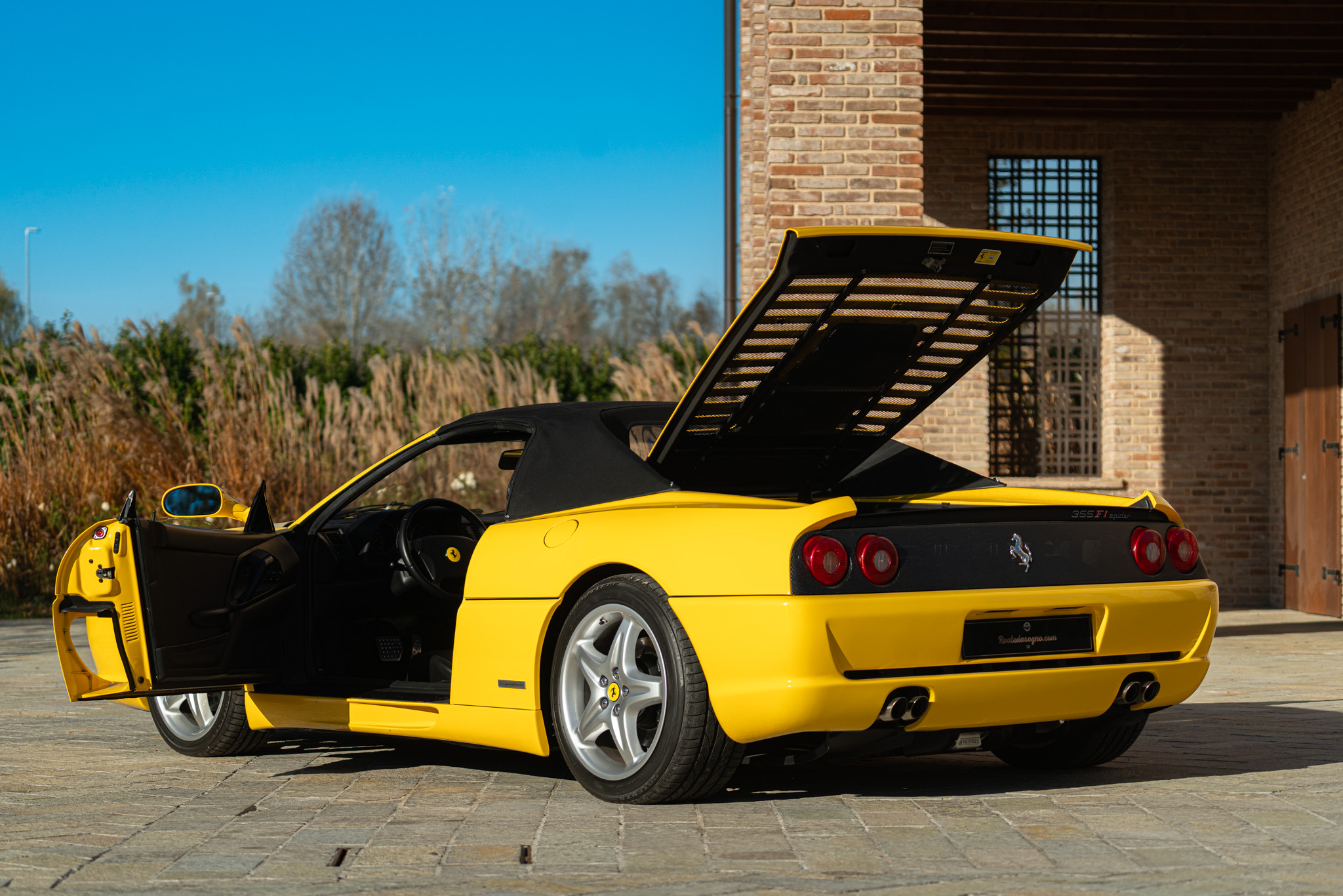 Ferrari F355 F1 SPIDER 