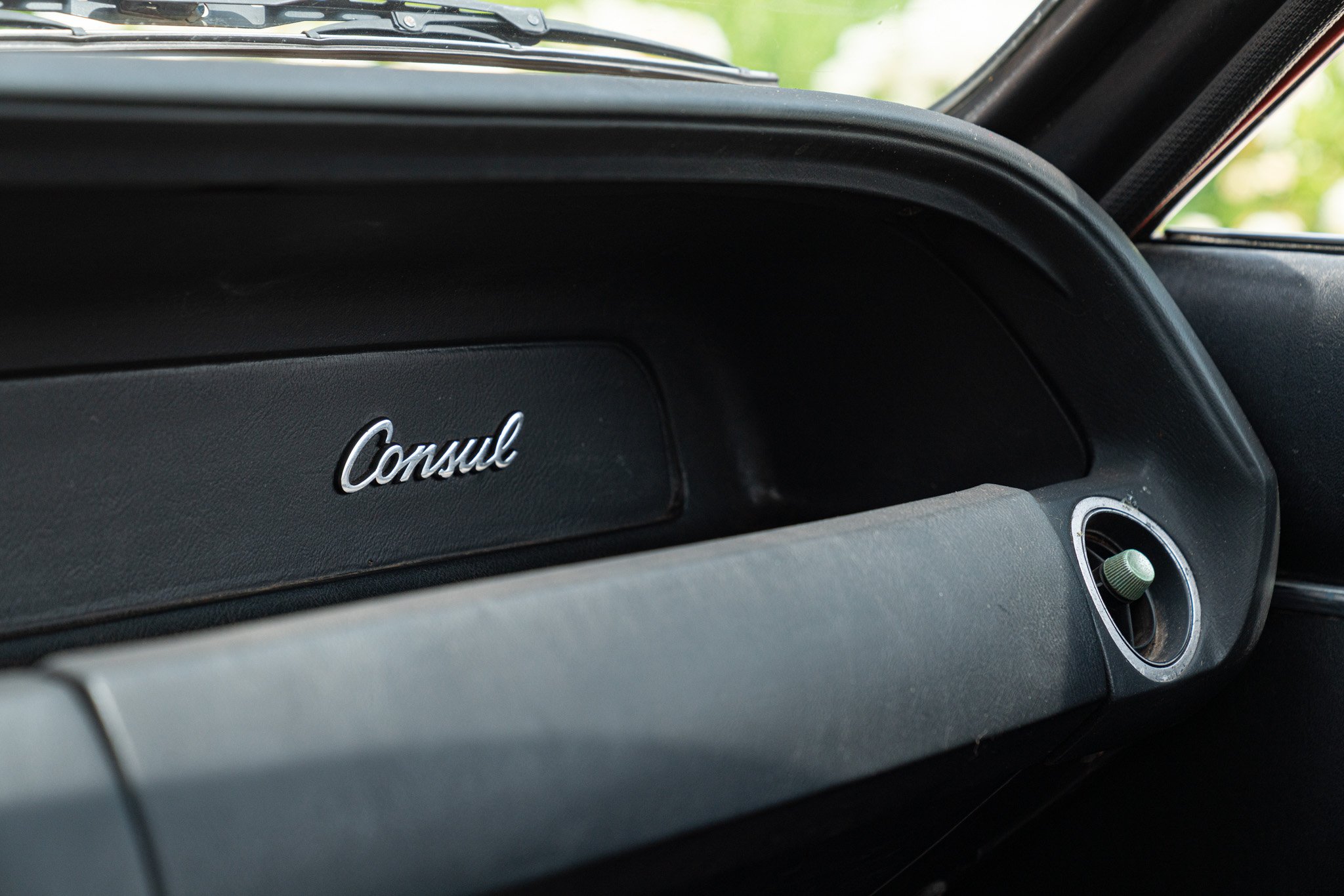Ford CONSUL 