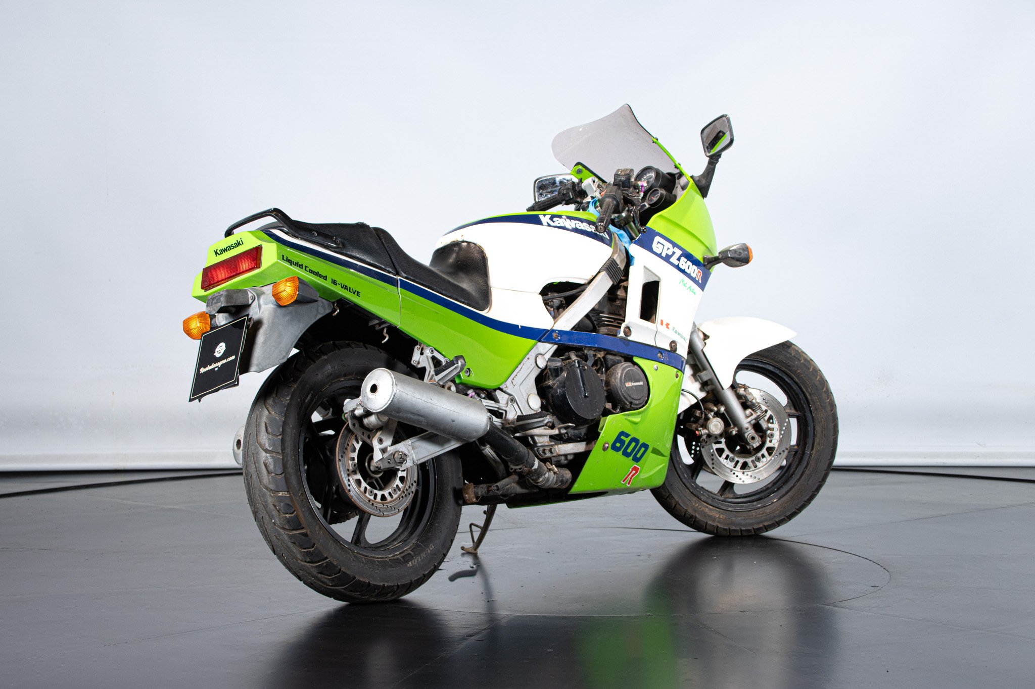 Kawasaki GPZ 600 R 