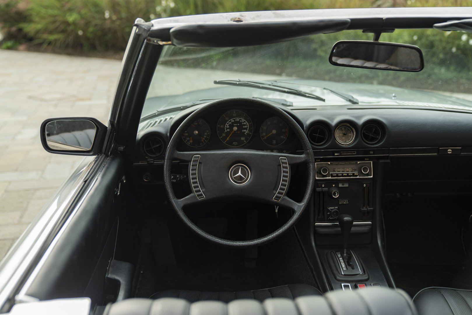 Mercedes Benz 450 SL 