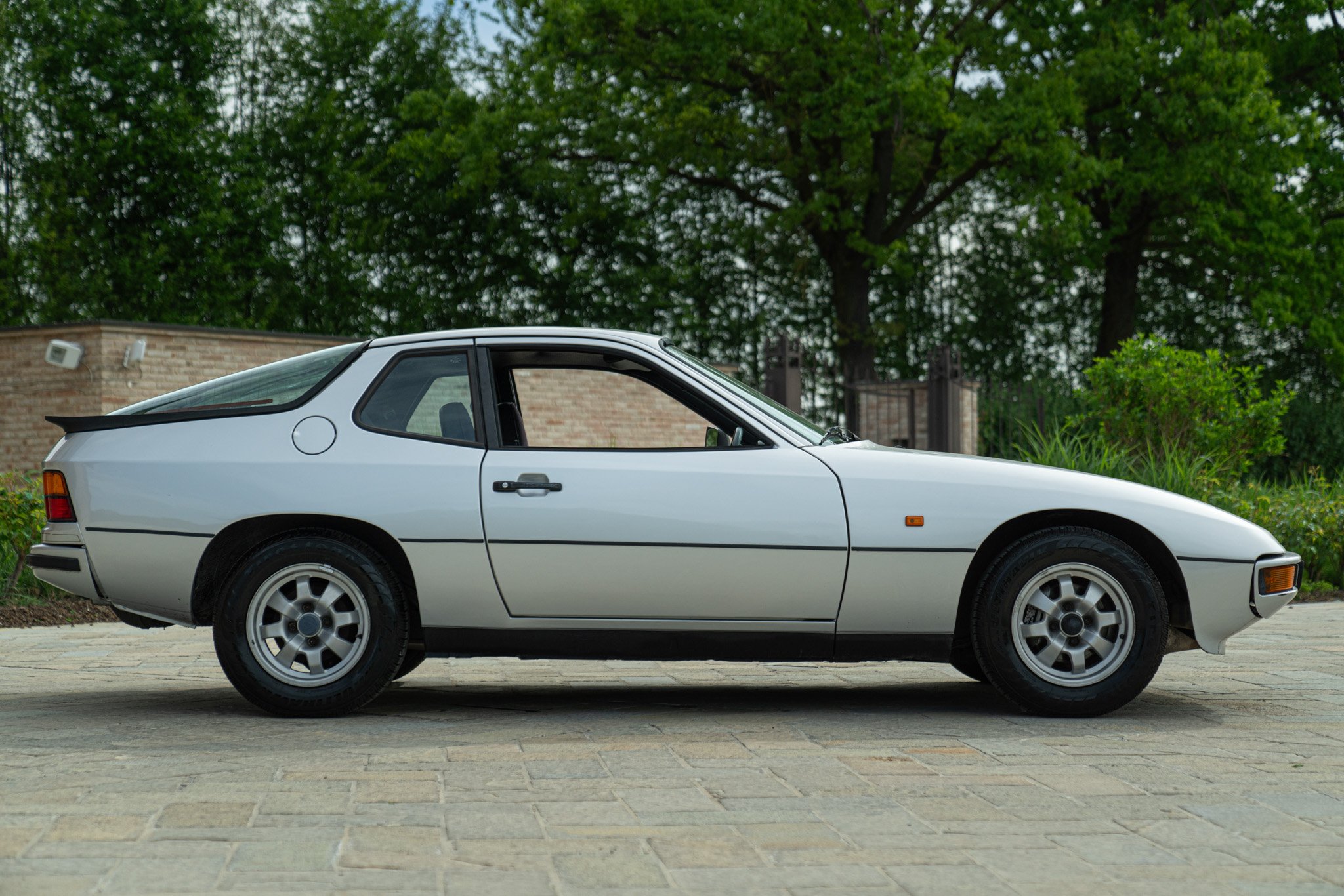 Porsche 924 