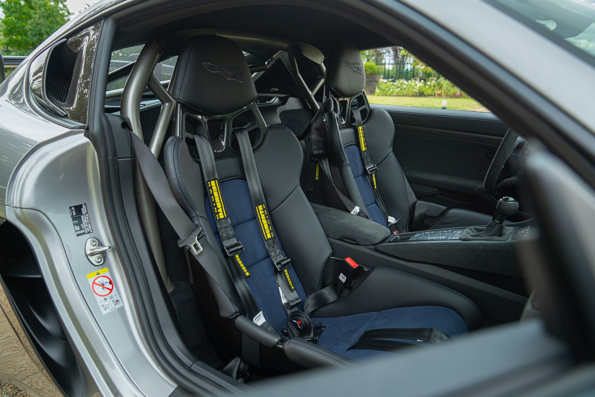 Porsche CAYMAN 718 GT4 RS “weissach” 