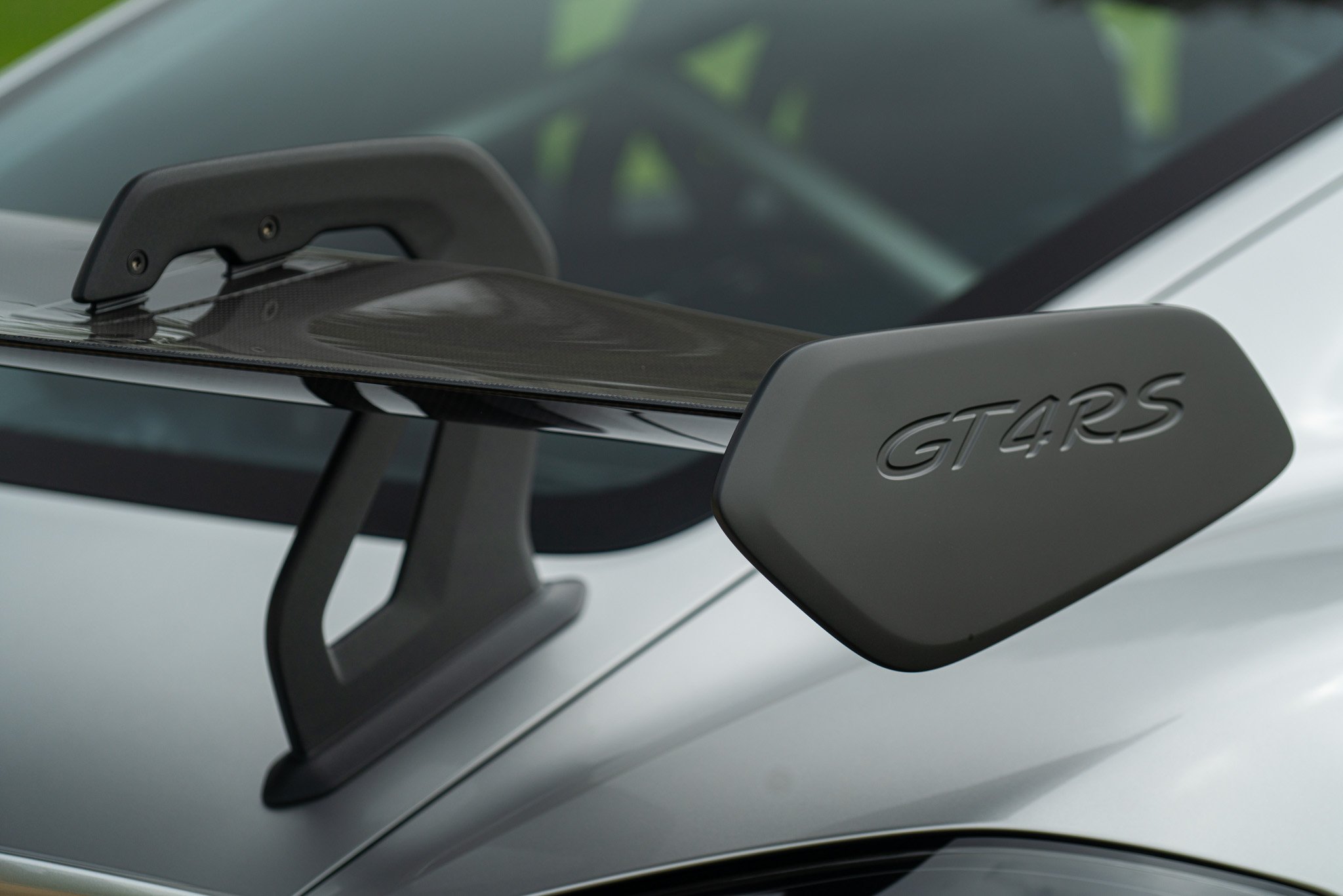 Porsche CAYMAN 718 GT4 RS “weissach” 