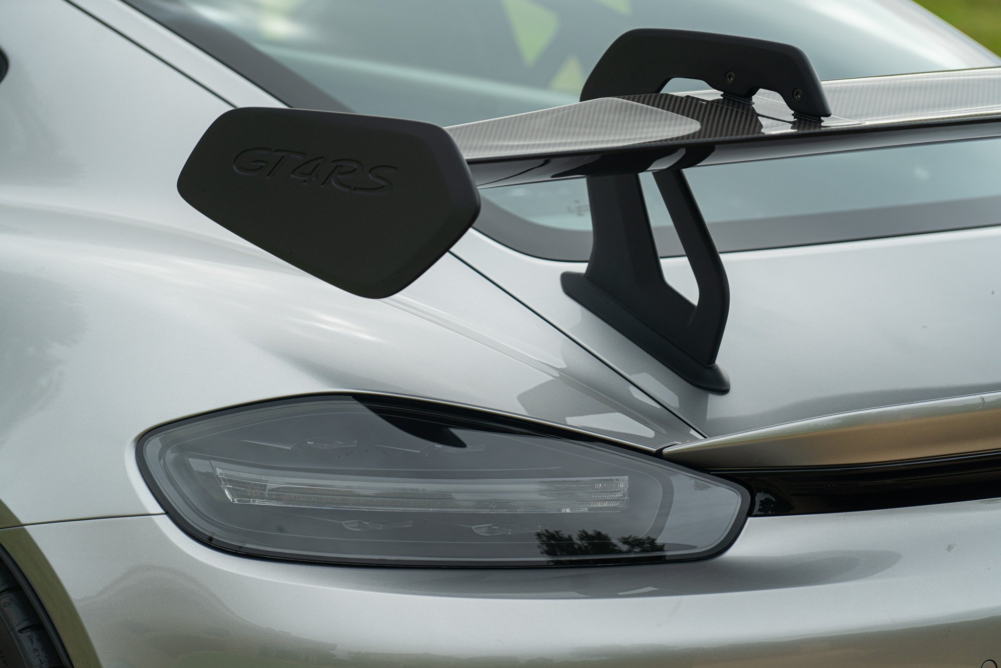 Porsche CAYMAN 718 GT4 RS “weissach” 