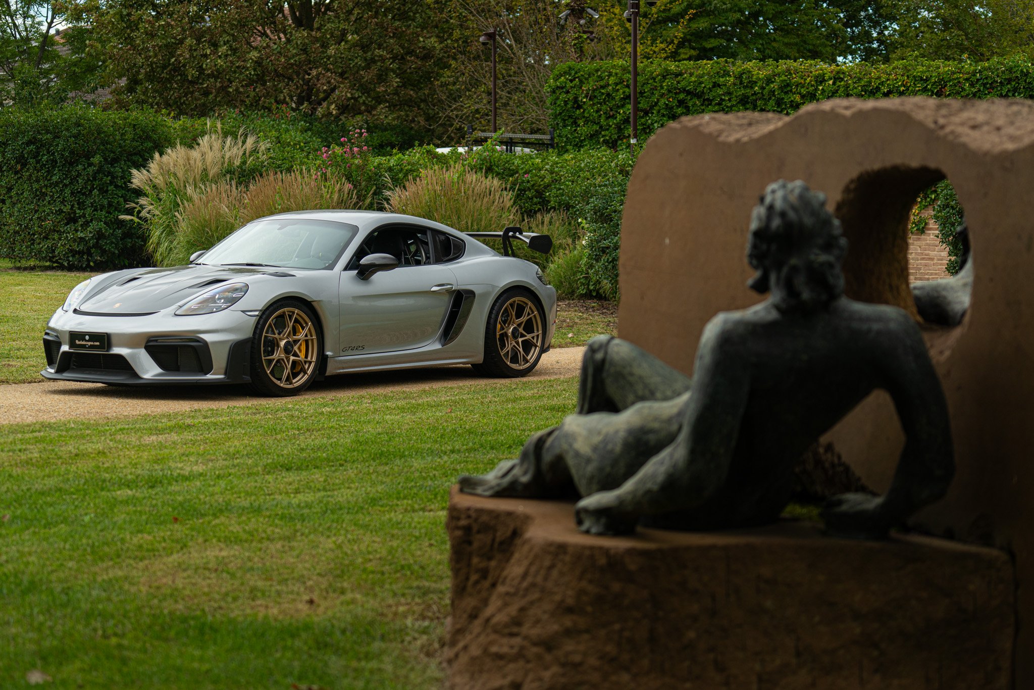 Porsche CAYMAN 718 GT4 RS “weissach” 
