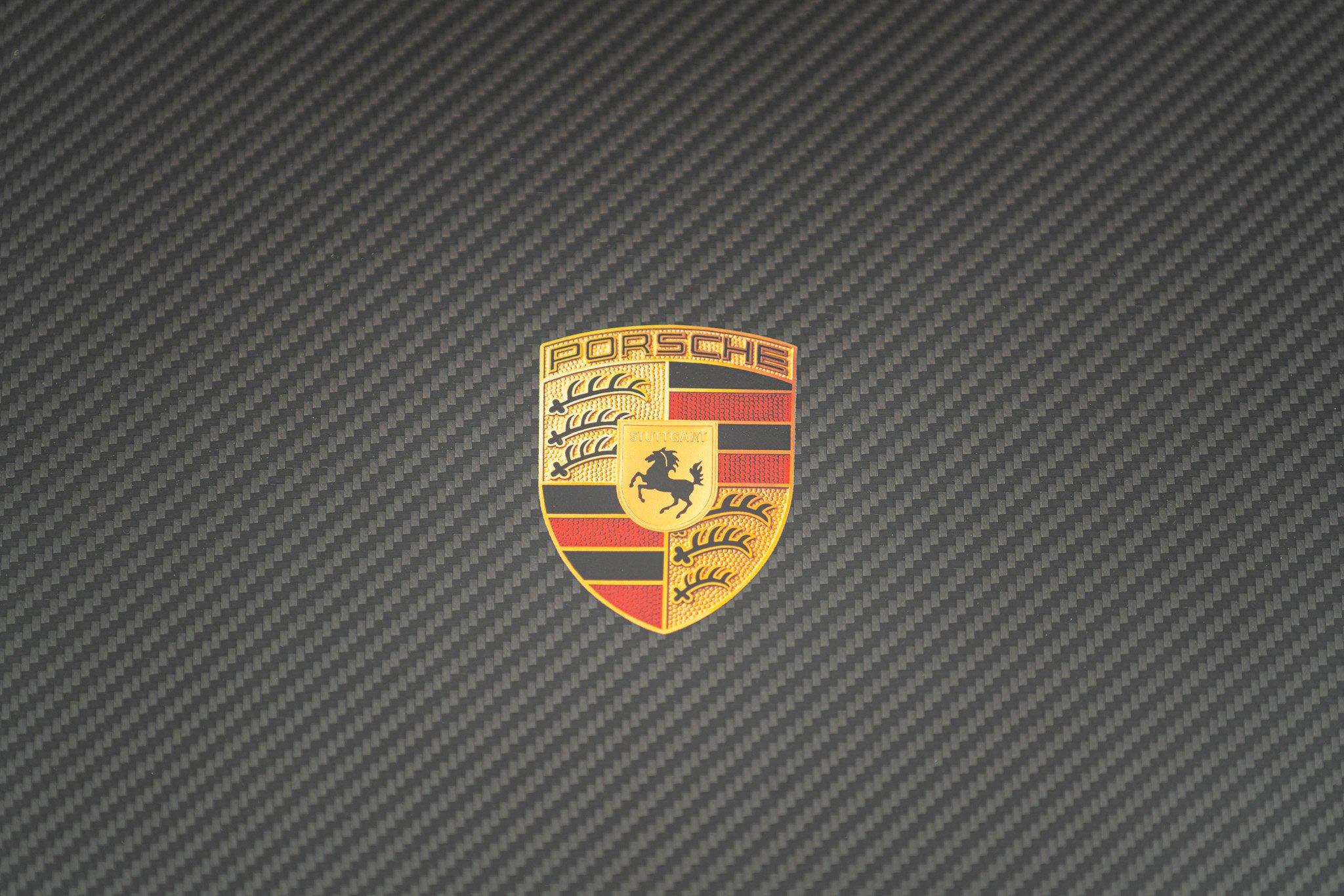 Porsche CAYMAN 718 GT4 RS “weissach” 
