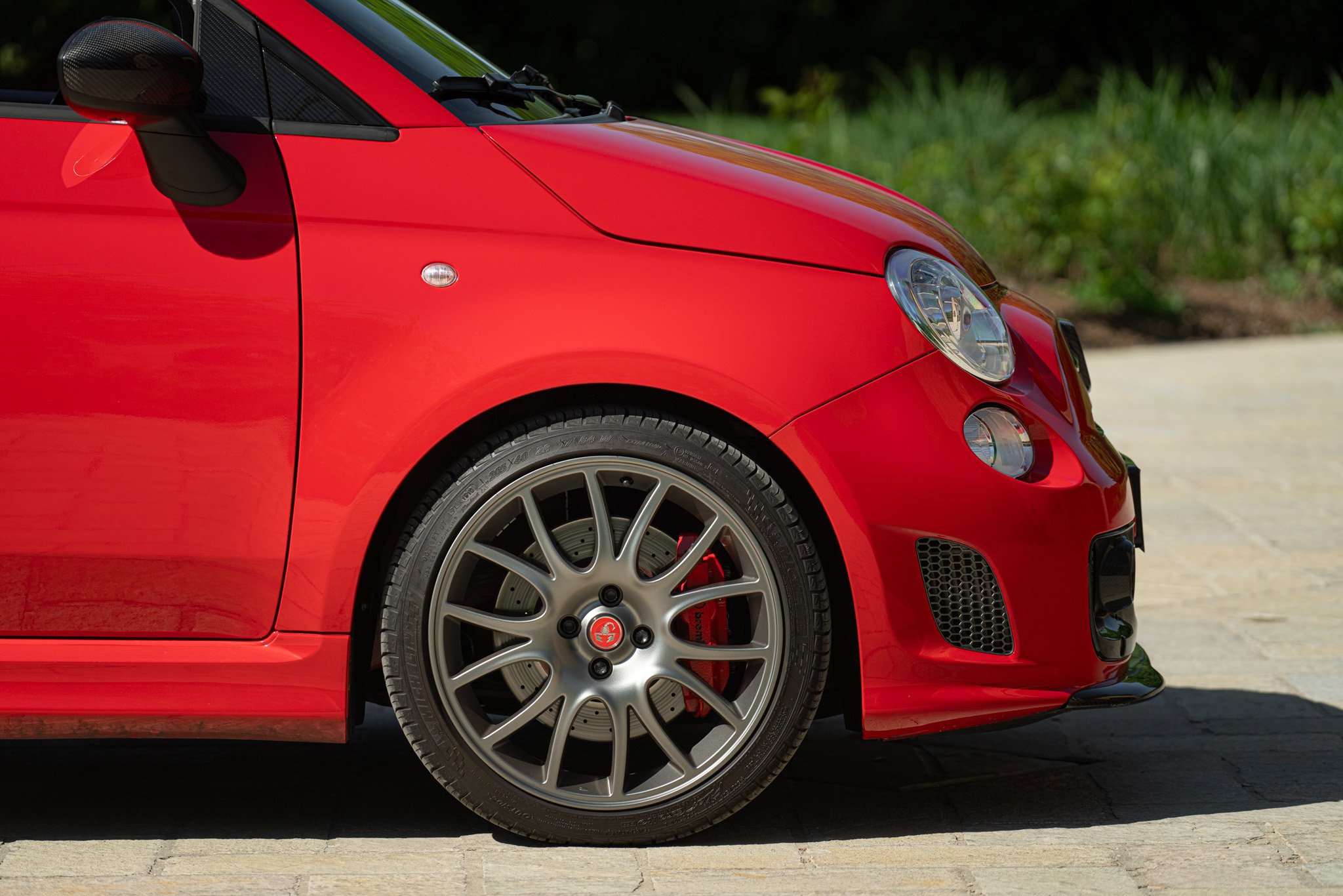 Abarth 695 TRIBUTO FERRARI 