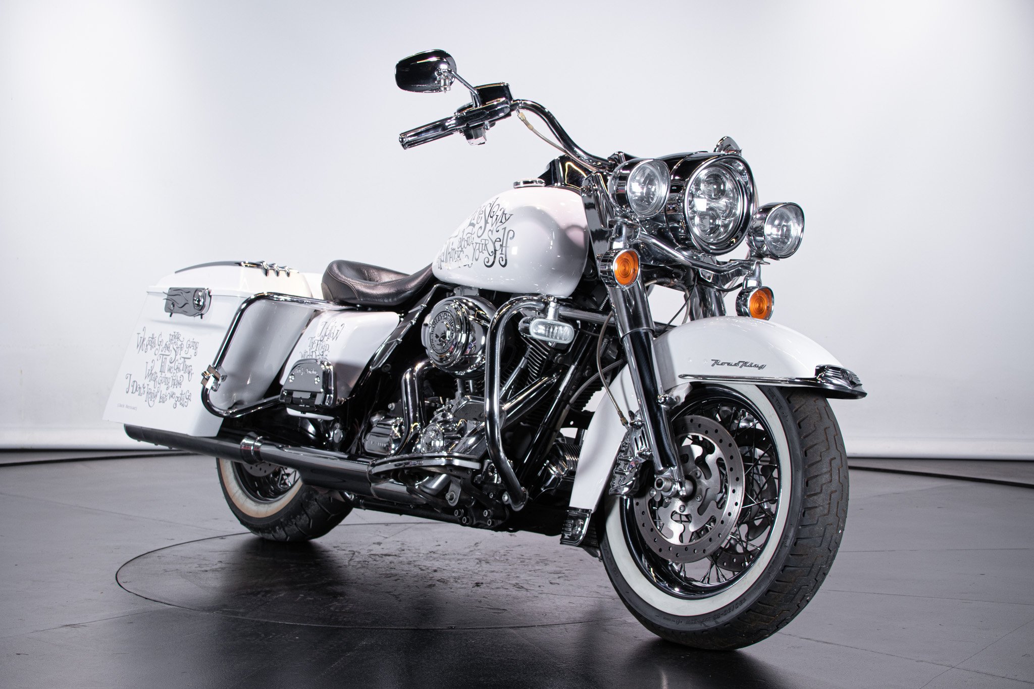 Harley Davidson ROAD KING CLASSIC 