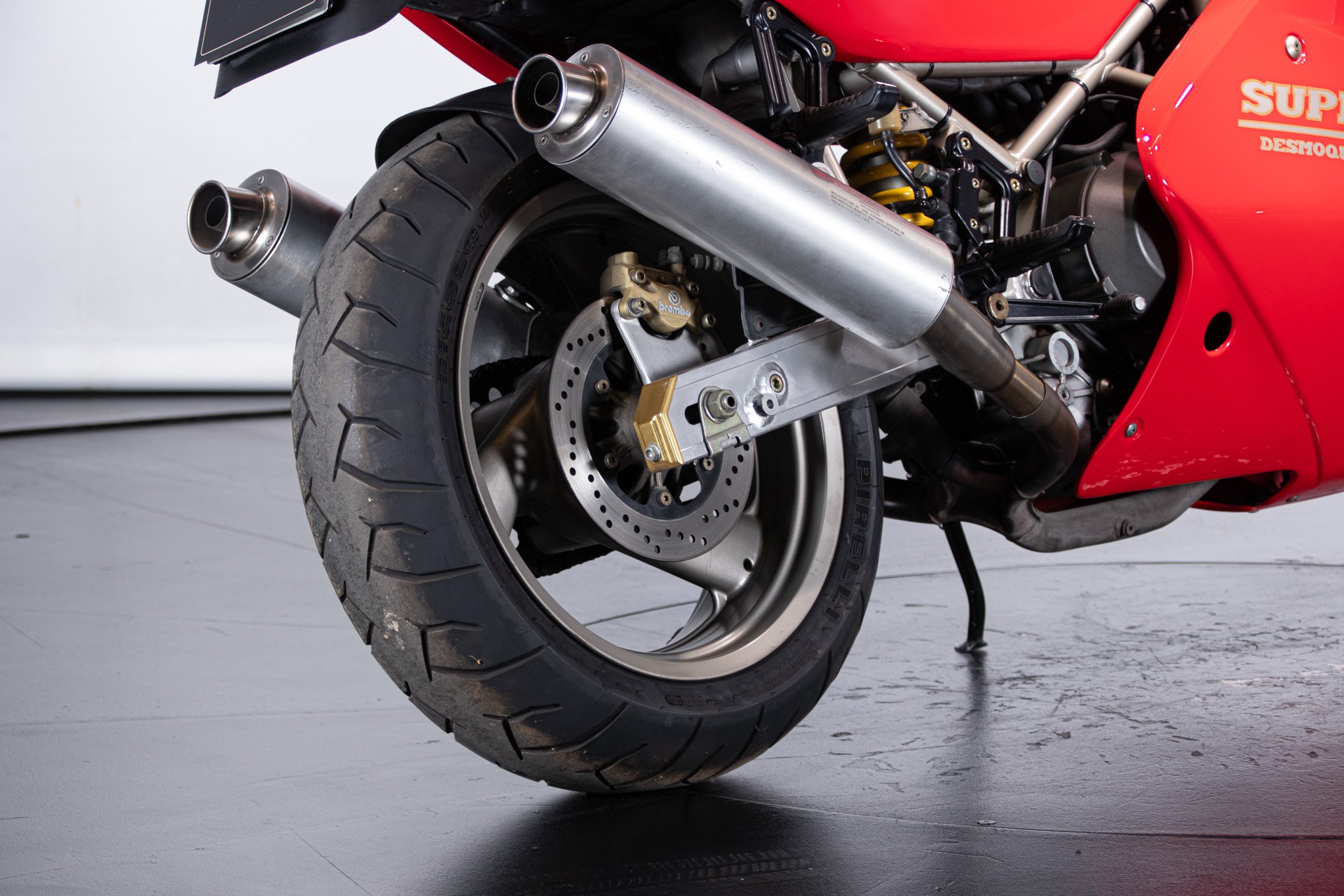 Ducati SUPERBIKE 888 DESMOQUATTRO 