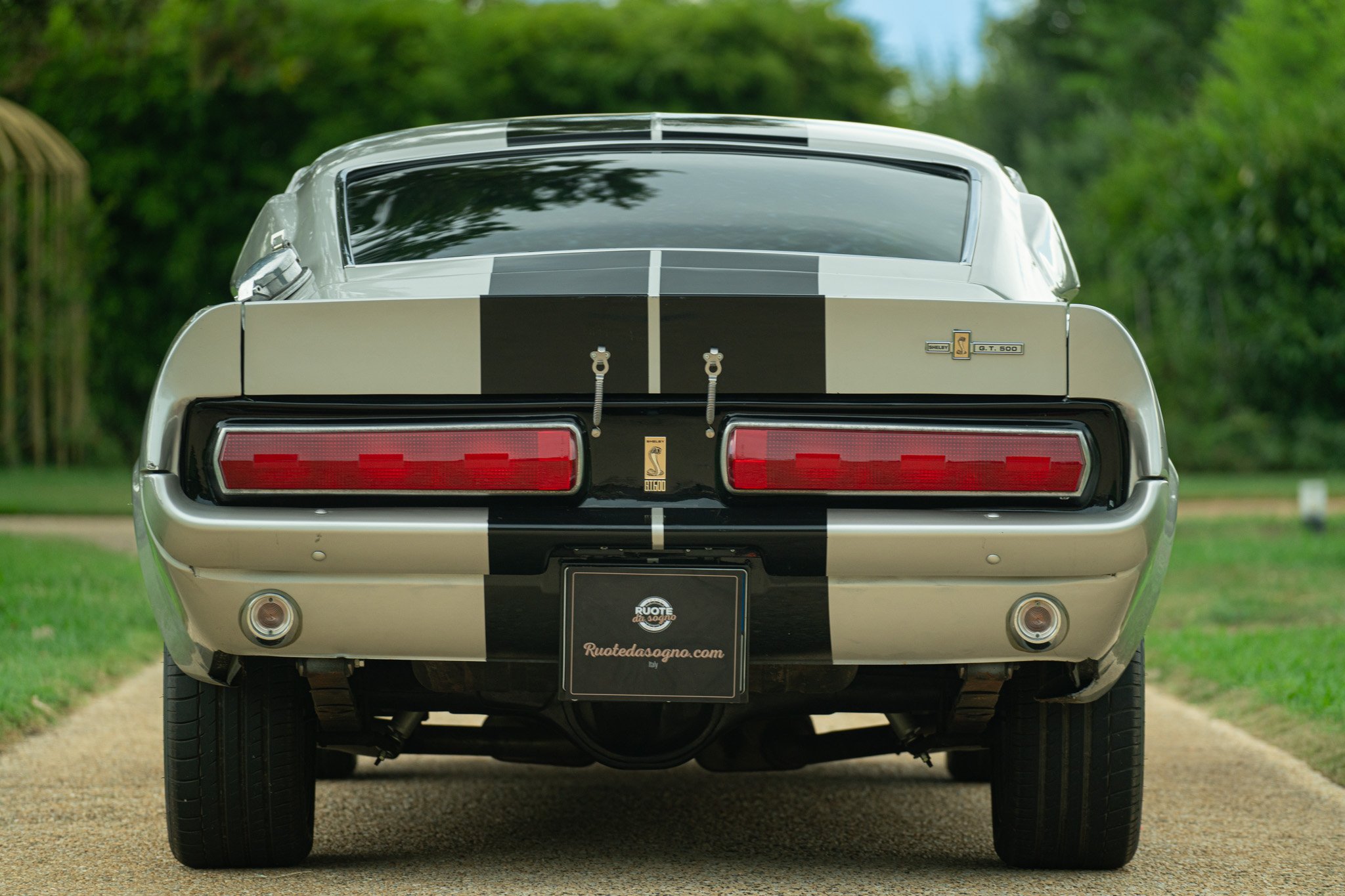 Ford Mustang Shelby GT500 Eleanor Replica 