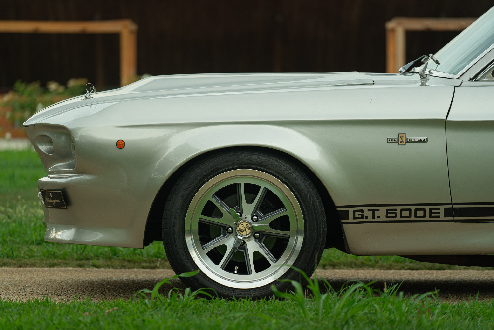 Ford Mustang Shelby GT500 Eleanor Replica 