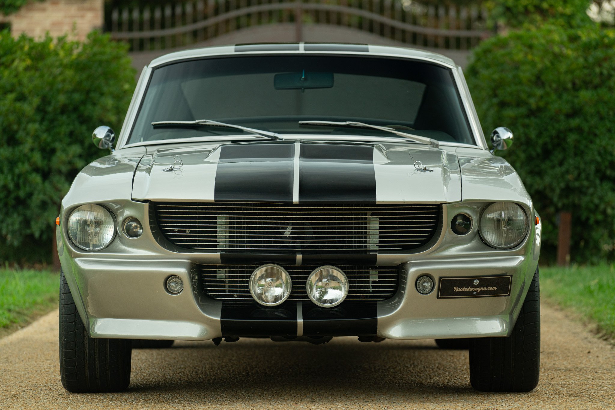 Ford Mustang Shelby GT500 Eleanor Replica 