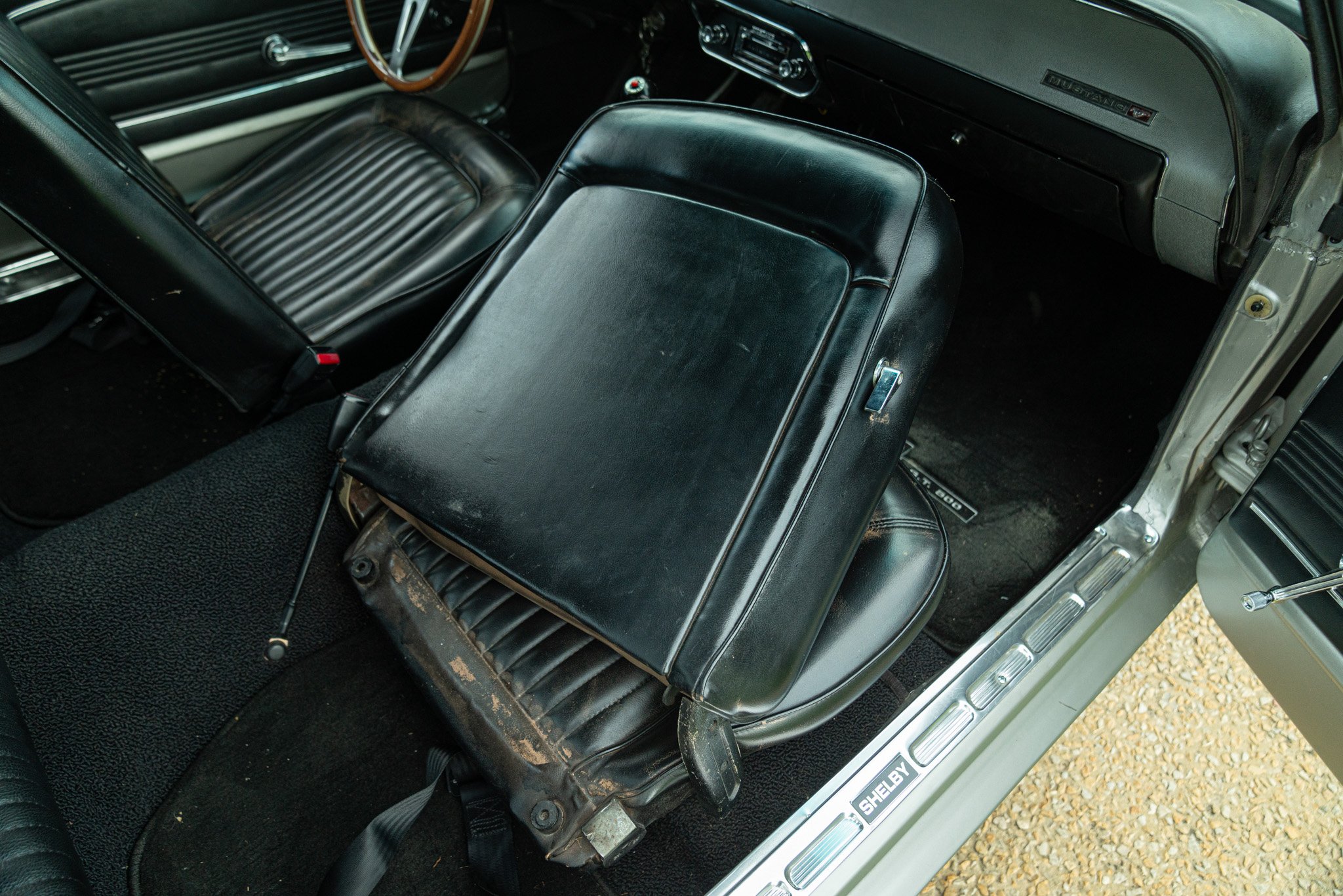 Ford Mustang Shelby GT500 Eleanor Replica 