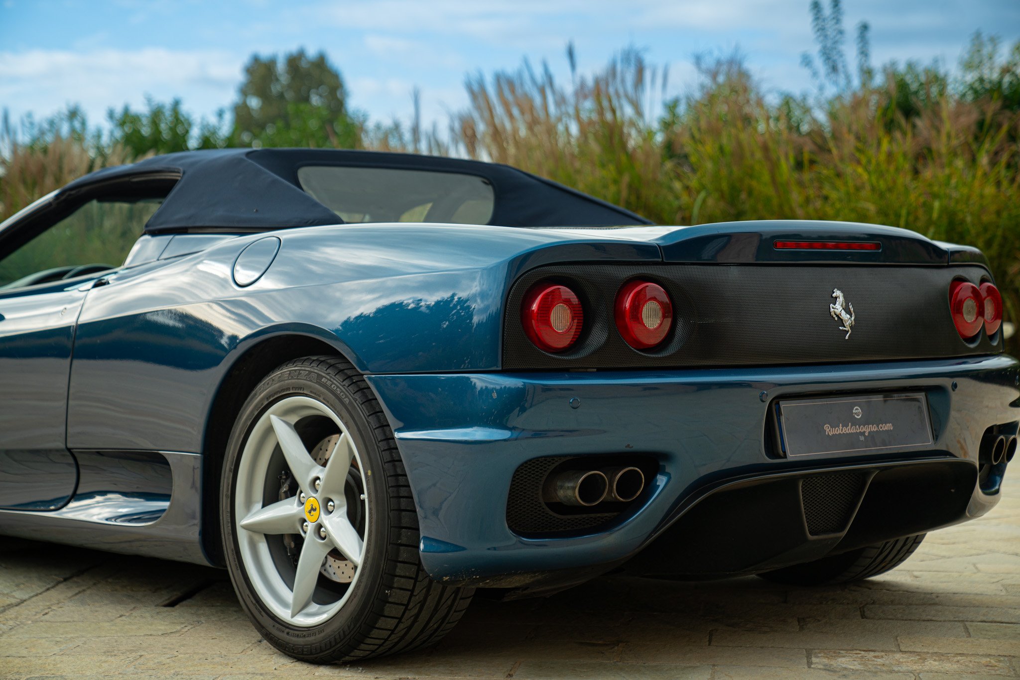 Ferrari 360 SPIDER 