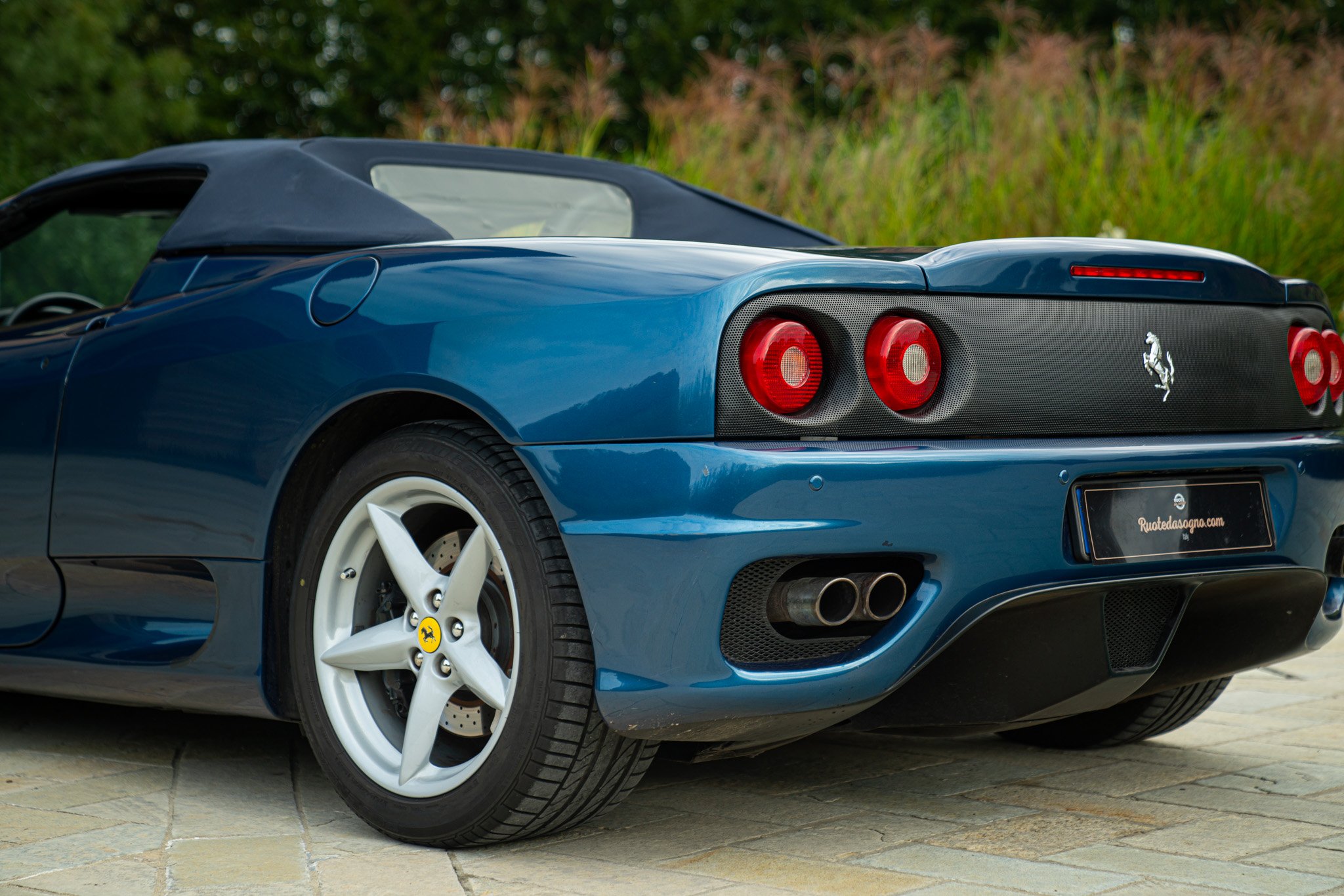 Ferrari 360 SPIDER 