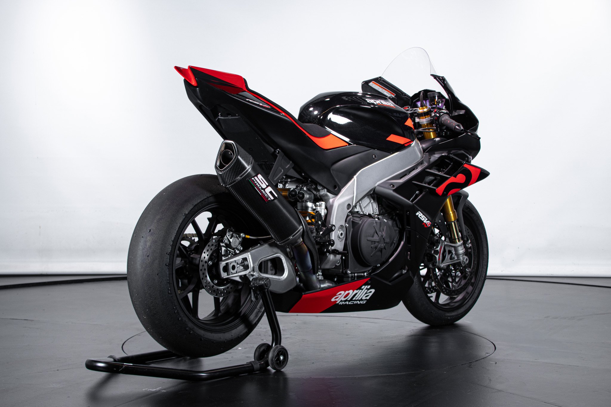 Aprilia RSV4 FACTORY WORKS 