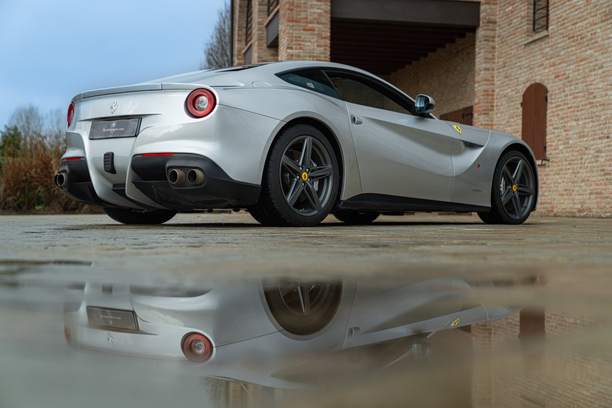Ferrari F12 BERLINETTA 